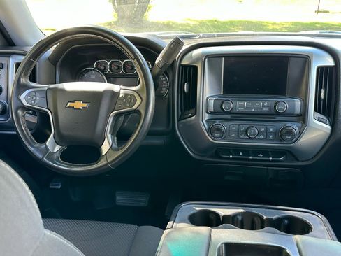 Used 2018 Chevrolet Silverado 1500 LT w/ All Star Edition AWD/4WD image 42