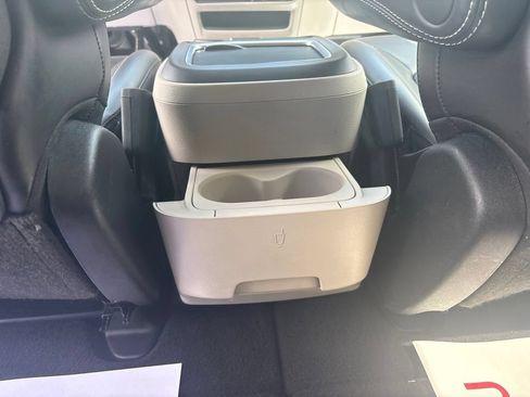 Certified 2023 Chrysler Pacifica Touring-L FWD image 33