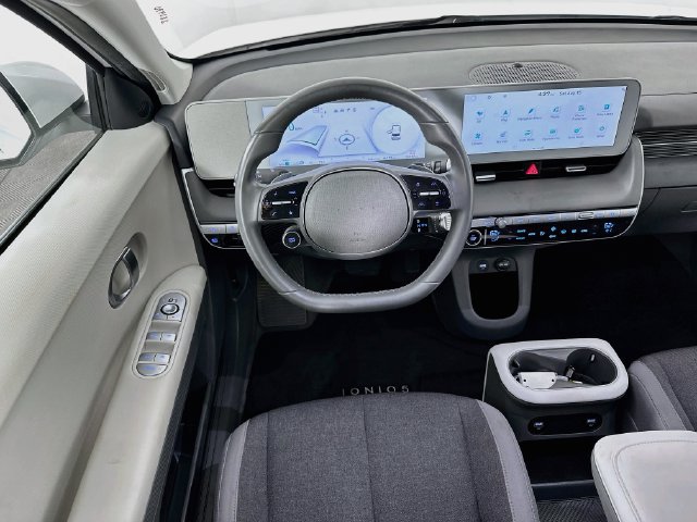 Used 2024 Hyundai Ioniq 5 SE AWD/4WD image 10