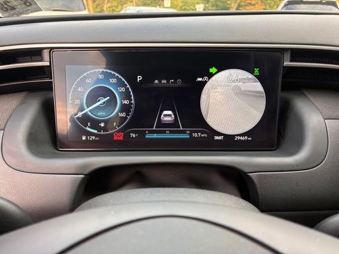 Used 2024 Hyundai Tucson Limited AWD/4WD image 35