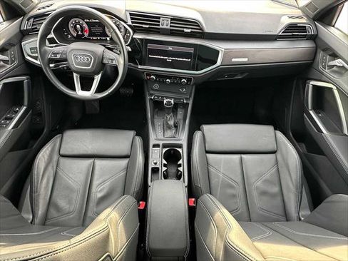 Used 2024 Audi Q3 2.0T Premium Plus image 18