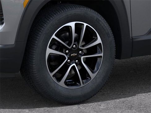 New 2026 Chevrolet TrailBlazer LT w/ Driver Confidence Package image 9