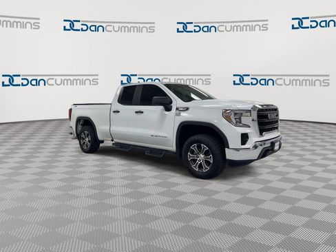 Used 2020 GMC Sierra 1500 4x4 Double Cab w/ Sierra Value Package image 2