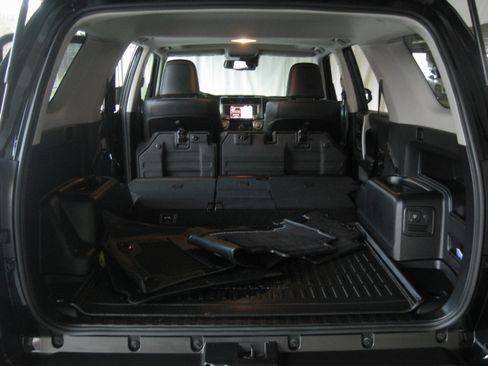 Used 2024 Toyota 4Runner SR5 Premium image 26