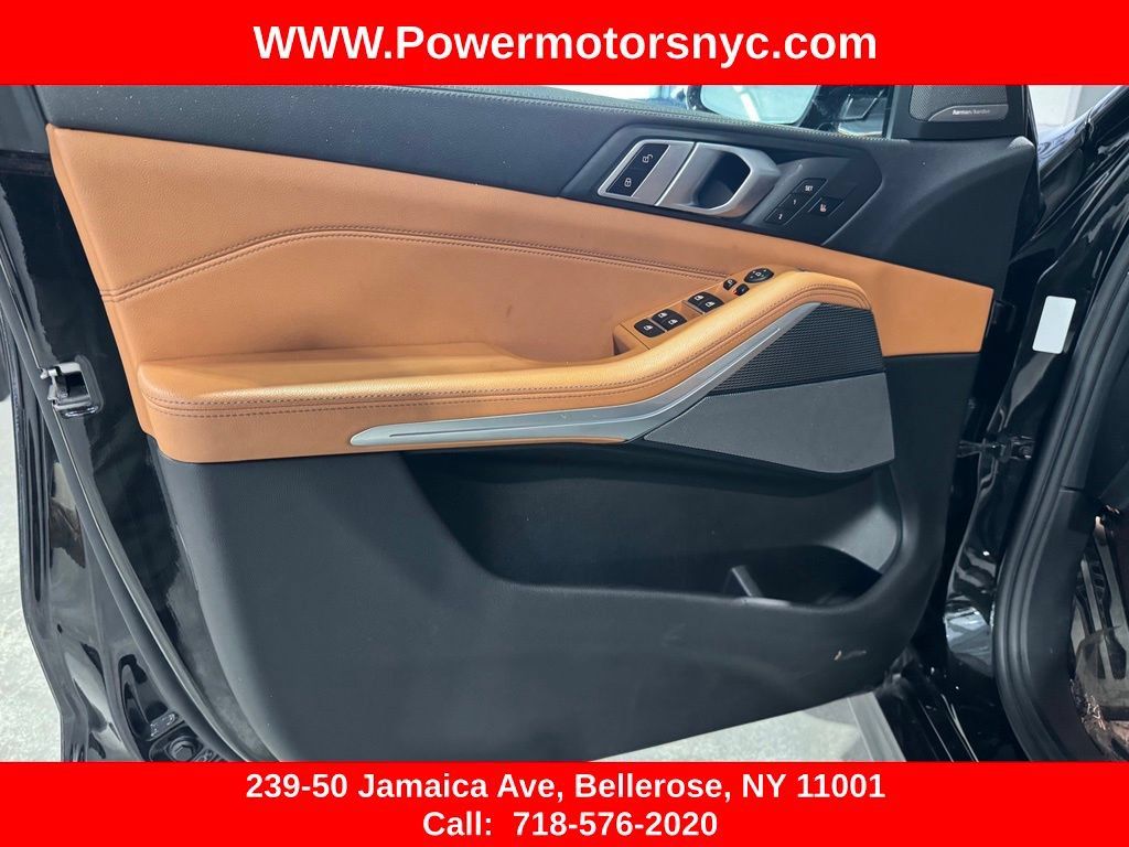 Used 2021 BMW X5 M50i w/ Premium Package AWD/4WD image 21