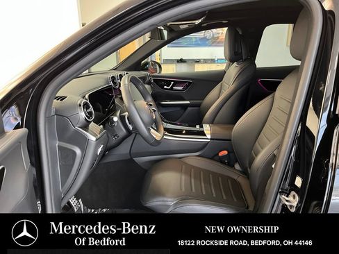 Used 2026 Mercedes-Benz GLC 300 4MATIC image 9