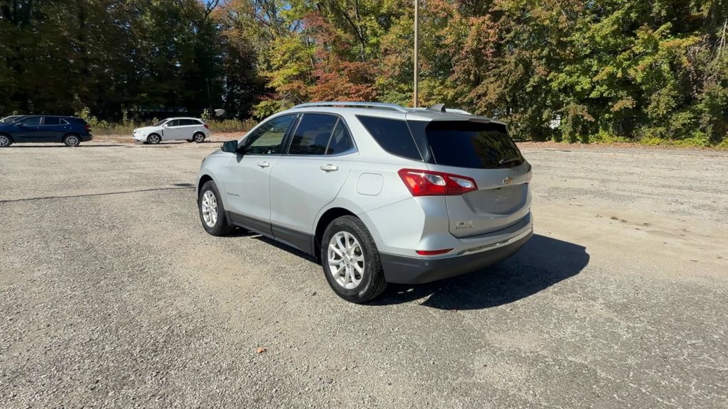 Used 2018 Chevrolet Equinox LT w/ Sun & Infotainment Package FWD image 6