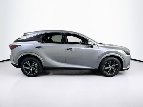 Used 2023 Lexus RX 350 Premium w/ Accessory Package (Z1) AWD/4WD image 4