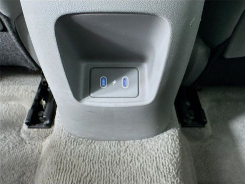 Used 2024 Hyundai Elantra Blue FWD image 25