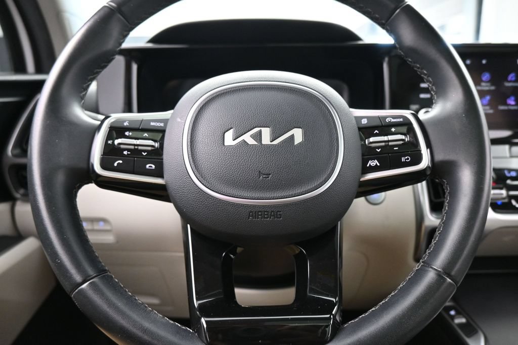 Used 2023 Kia Sorento S w/ Panoramic Sunroof Package FWD image 29
