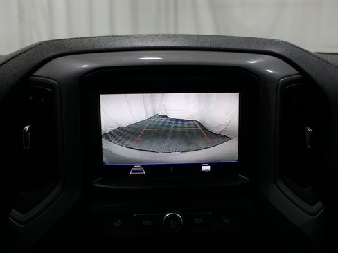 Used 2021 Chevrolet Silverado 1500 Custom AWD/4WD image 15