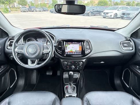 Used 2018 Jeep Compass Limited w/ Navigation Group FWD image 16