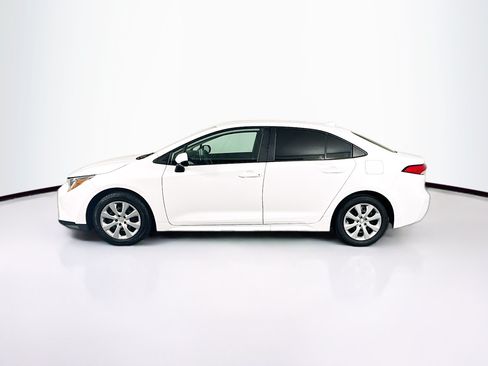 Used 2020 Toyota Corolla LE FWD image 4