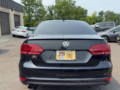 Used 2013 Volkswagen Jetta GLI Autobahn FWD image 5