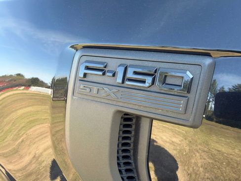 Used 2023 Ford F150 XL w/ FX4 Off-Road Package AWD/4WD image 12