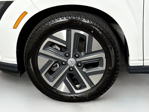 Certified 2023 Hyundai Kona SEL image 33