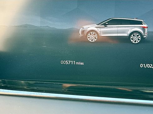 Used 2025 Land Rover Range Rover Evoque S image 18