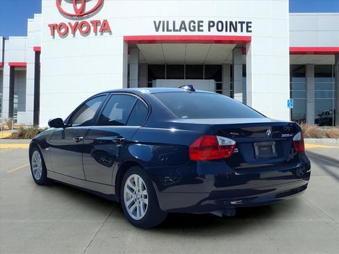 Used 2007 BMW 328xi Sedan image 3