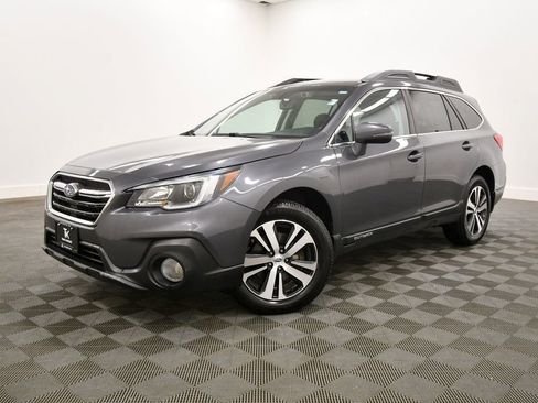 Used 2019 Subaru Outback 2.5i Limited w/ Popular Package #2 AWD/4WD image 2