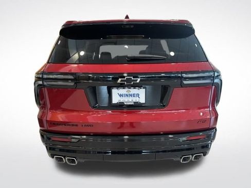 New 2026 Chevrolet Traverse RS w/ LPO, Floor Liner Package AWD/4WD image 4