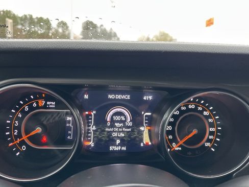 Used 2023 Jeep Gladiator Overland image 31