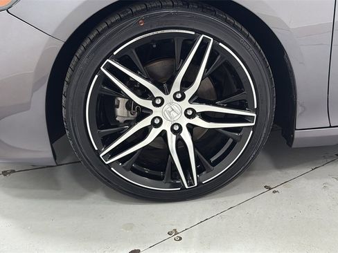 Used 2021 Honda Accord Touring image 24