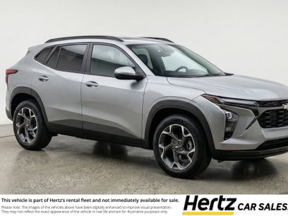 Used 2025 Chevrolet Trax LT
