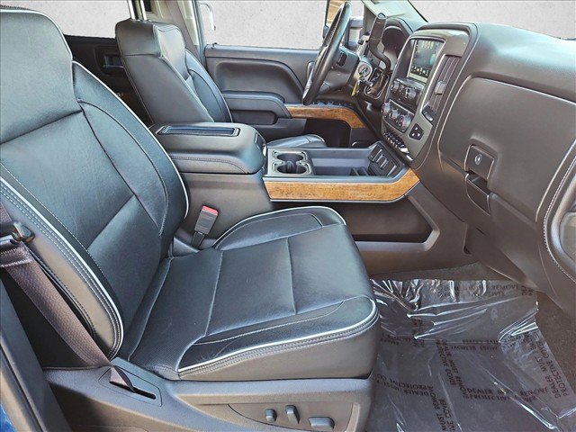 Used 2017 Chevrolet Silverado 2500 High Country w/ Duramax Plus Package AWD/4WD image 26