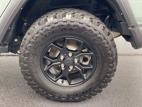 Used 2024 Jeep Wrangler Unlimited Sport AWD/4WD image 15