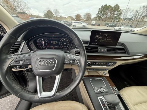 Used 2018 Audi Q5 2.0T Premium Plus w/ Premium Plus Package image 21