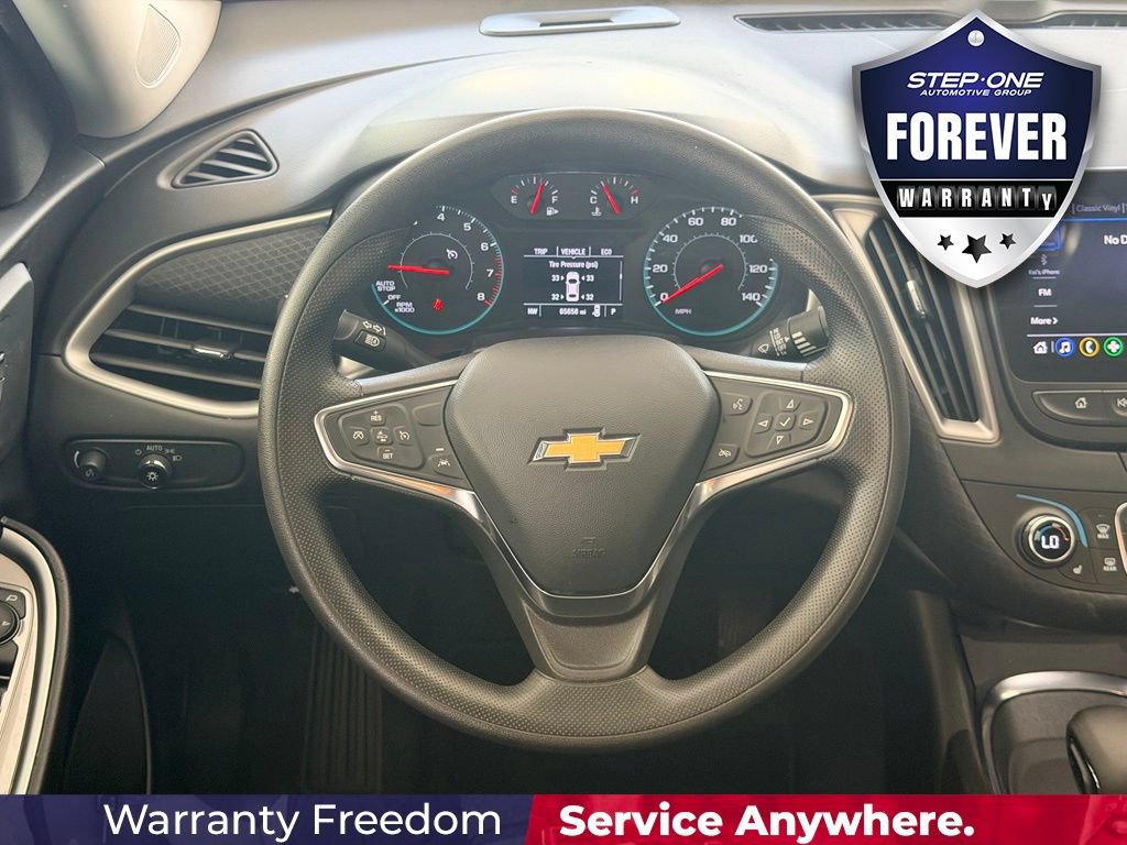 Used 2025 Chevrolet Malibu LT FWD image 16