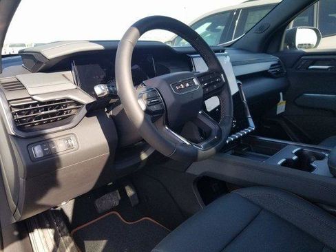 New 2026 GMC Acadia AT4 image 8