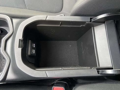 Used 2024 Toyota RAV4 LE FWD image 24