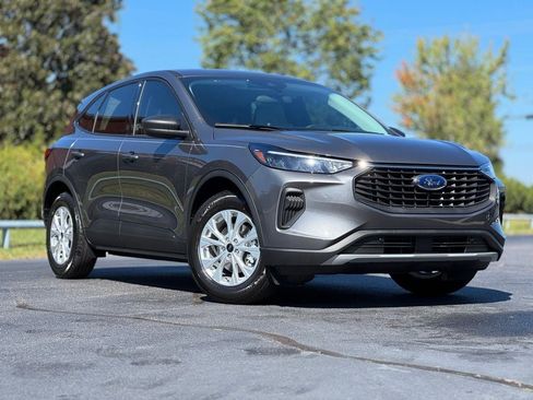 New 2026 Ford Escape Active image 2