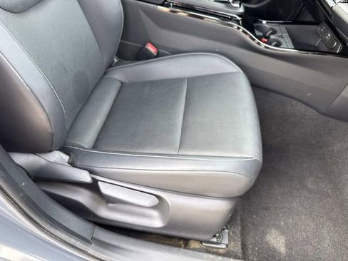 Used 2023 Toyota Prius XLE image 20