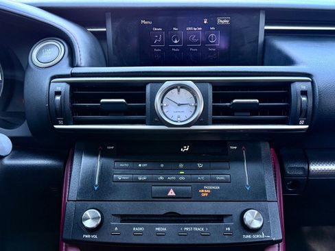 Used 2015 Lexus RC 350 AWD w/ Navigation System Package image 29