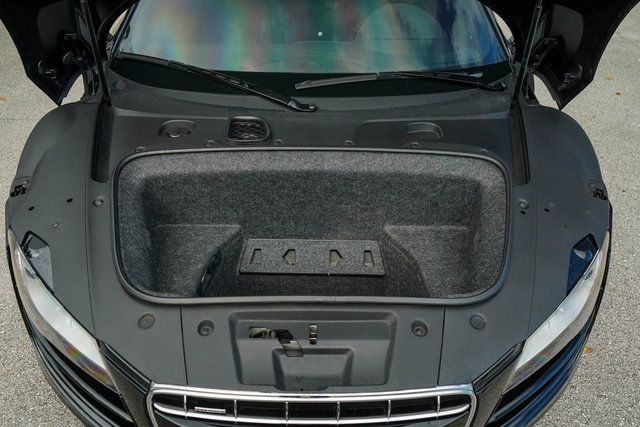 Used 2011 Audi R8 V10 AWD/4WD image 98