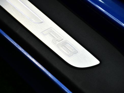 Used 2011 Audi R8 V10 image 32