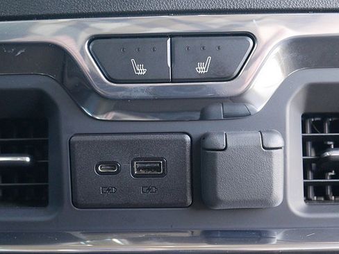 Used 2023 GMC Sierra 3500 Denali w/ Denali Ultimate Package image 60