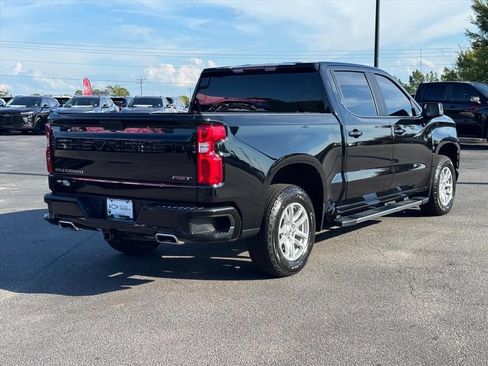 Used 2021 Chevrolet Silverado 1500 RST AWD/4WD image 3