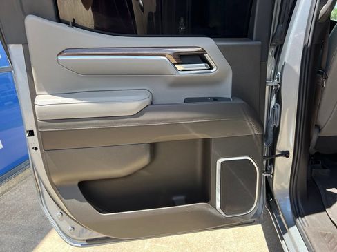 Used 2024 Chevrolet Silverado 1500 RST w/ Texas Edition Plus AWD/4WD image 19