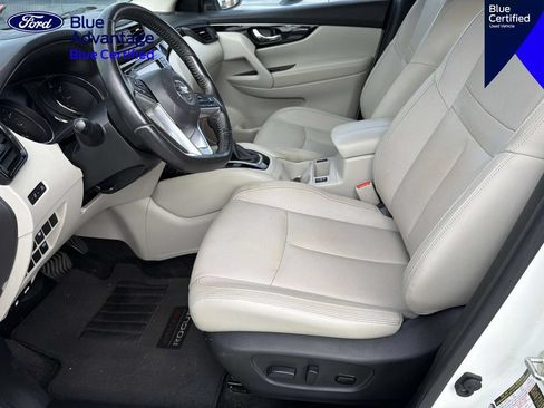 Used 2019 Nissan Rogue Sport SL FWD image 21