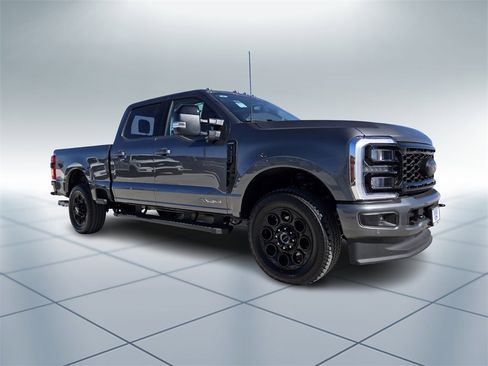 New 2026 Ford F250 Lariat w/ Black Appearance Package image 2