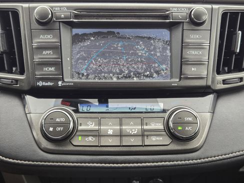 Used 2014 Toyota RAV4 XLE FWD image 15