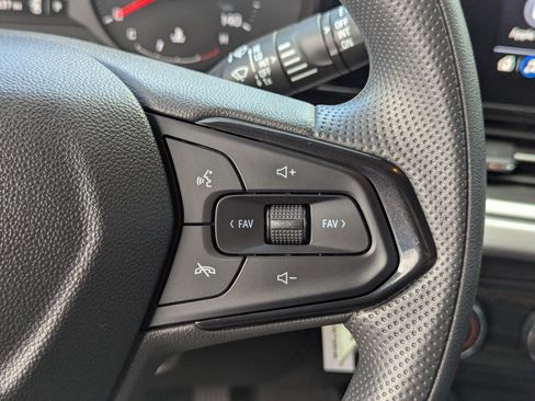 Certified 2024 Chevrolet Trax LS FWD image 28