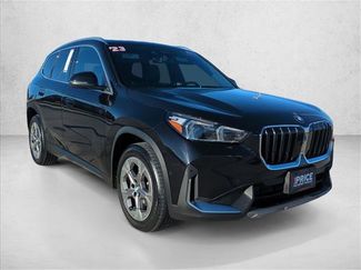 Used 2023 BMW X1 xDrive28i AWD/4WD video 3