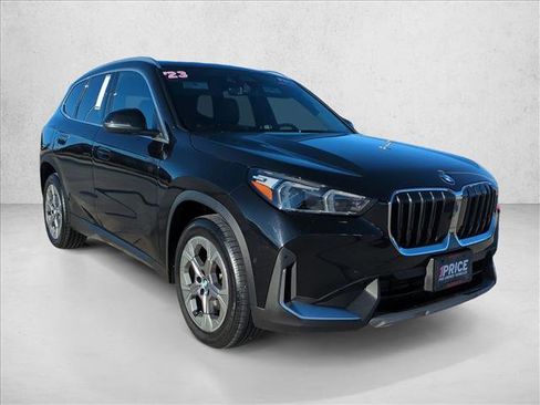 Used 2023 BMW X1 xDrive28i AWD/4WD image 3