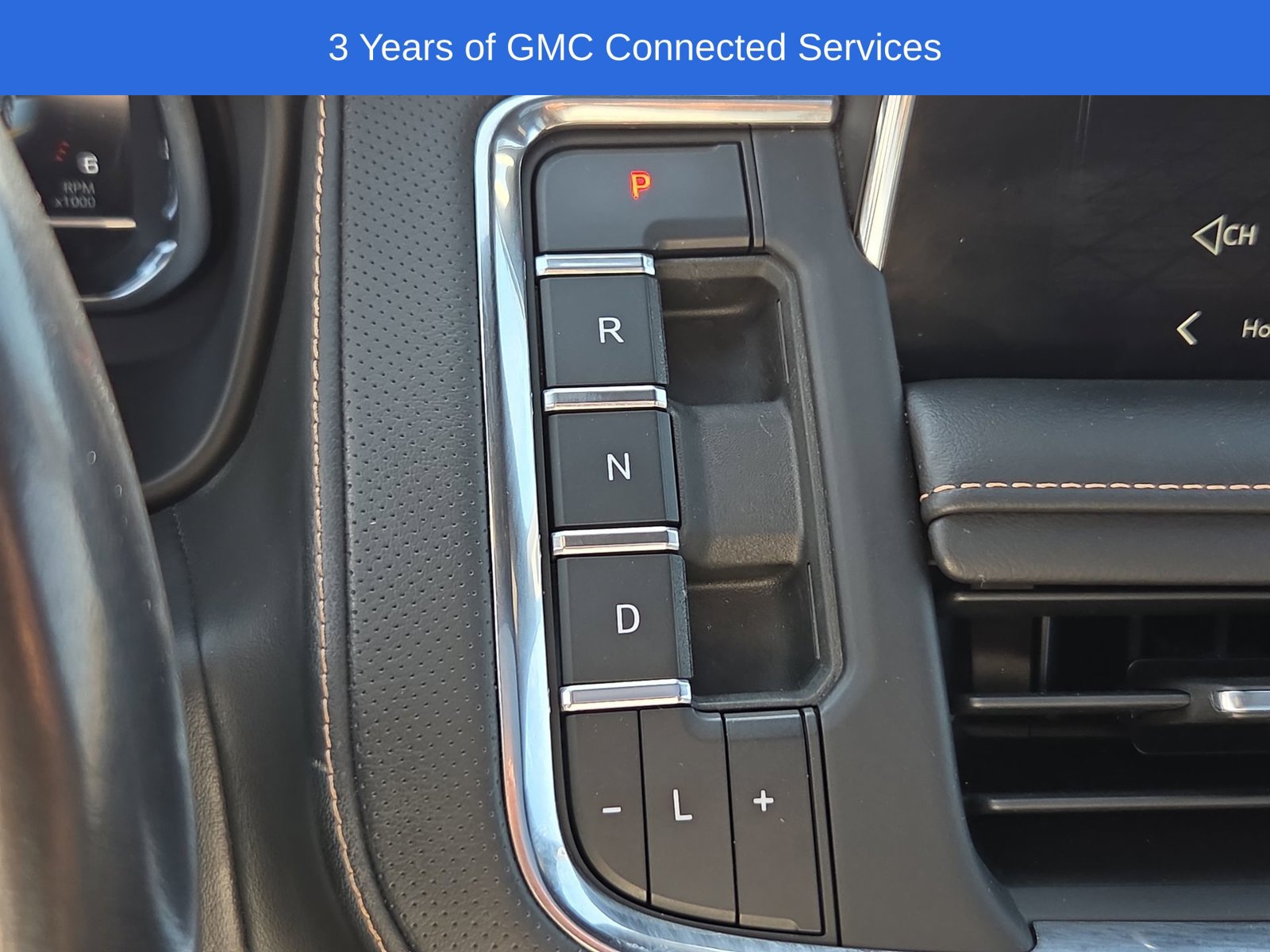 Used 2023 GMC Yukon AT4 w/ Technology Package AWD/4WD image 18