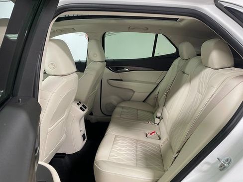 Used 2023 Buick Envision Avenir AWD/4WD image 21