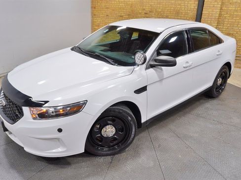 Used 2016 Ford Taurus Police Interceptor AWD image 2